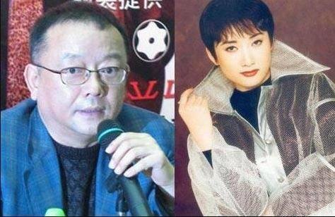 王刚三任妻子，个个貌美如花，老来得子却人误以为是外孙！