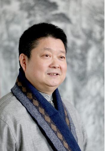 让工匠精神成为一种时尚——记中国工美行业艺术大师刘永强