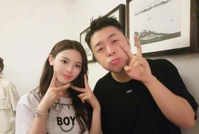 ​一直以为她出名靠的是杜海涛，万万没想到她爸是芒果台长