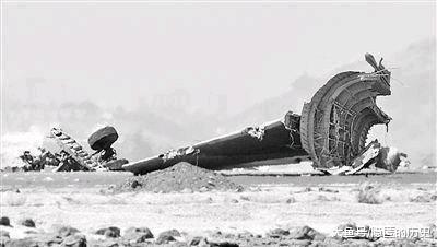 飞机失事, 1男子和12名女子流落荒岛, 上演了一场人性大战!