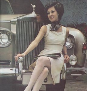 ​嫁百亿豪门忍外室43年,丈夫去世独占70亿,私生子女分文未得?