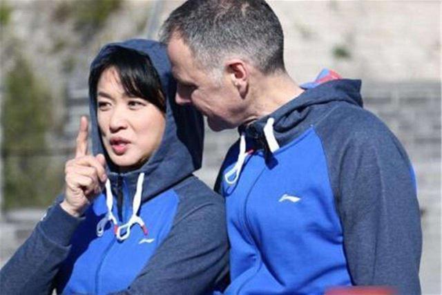 金星变性的过程曲折，姐姐听到时气的早产，爸爸却对她说了三个字