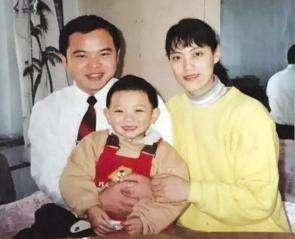 黄子韬与SM解约诉讼在韩败诉 起底黄子韬富二代家庭背景