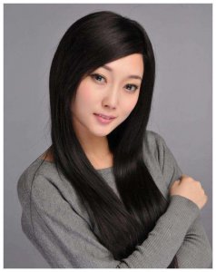 ​她拒绝承认自己是中国人，却来大陆捞金，网友：滚出中国