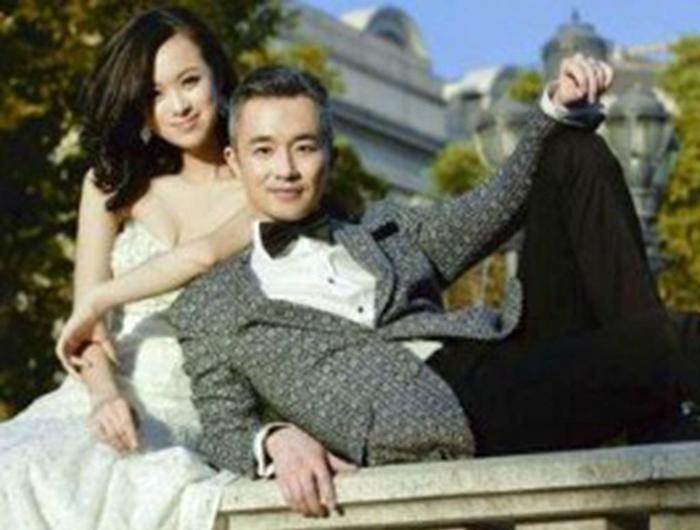 她是30岁美女主持，嫁同行老公