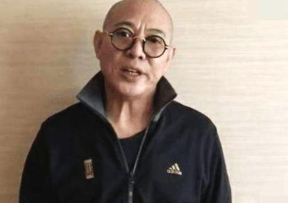 李连杰为改回国籍愿捐全部身家80亿，成龙一句话伤了他的心