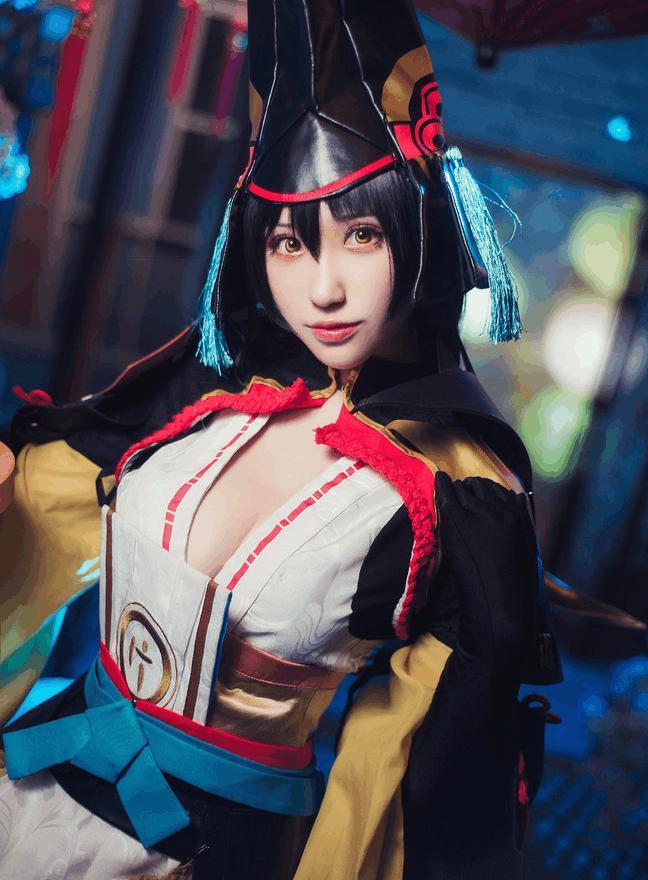 阴阳师》妖刀姬绝美COS: 纸巾一盒怕是都不够用