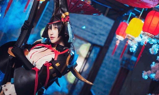 阴阳师》妖刀姬绝美COS: 纸巾一盒怕是都不够用
