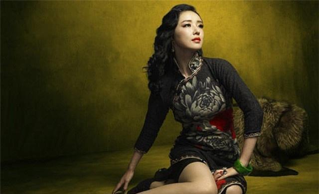 因关系而进入剧组，金主一消失，就手撕倪妮，如今已无戏可拍