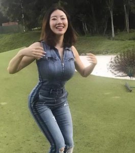 ​因祸得福？被东哥牵连，蒋娉婷却意外走红被，网友：又红一个了！