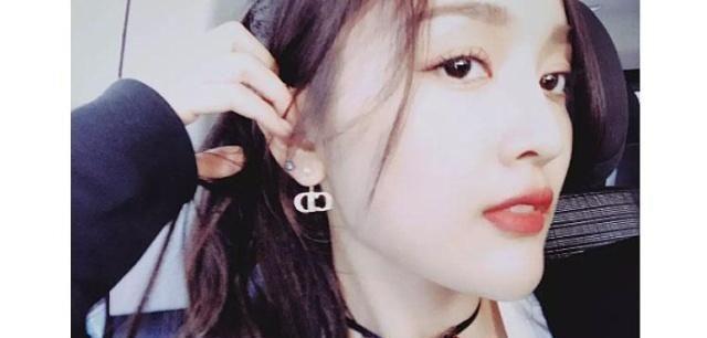 又一个换头宝？吴宣仪被质疑整容痕迹明显，网友：整没整一目了然