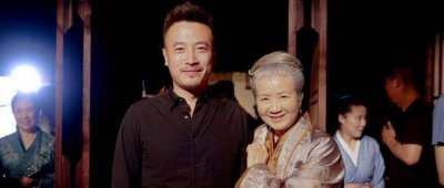 ​她是《知否知否》中的盛老太太，从大学生到种水稻，堪称活的传奇