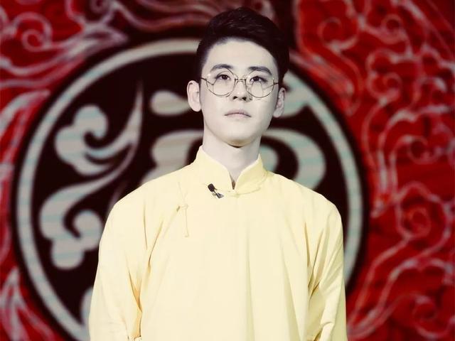 看见张云雷上《快本》才知道，明星上节目，粉丝应援是会送金条