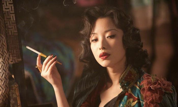 倪妮感谢张艺谋，网友：希望你站在领奖台上说感谢