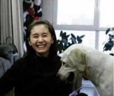 王子文老公近照曝光，背景强大没人敢惹，难怪隐藏了好多年