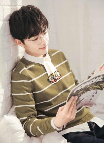 肖战并不是原名？得知他的本名后，网友：幸亏改了！