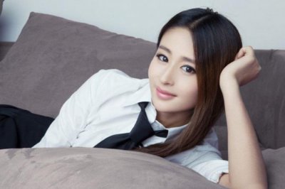 ​颖儿成名前的“胖图”曝光，双眼皮秒变单眼皮，网友：这是她吗？