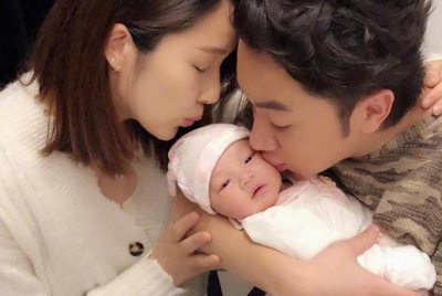 ​王祖蓝女儿出生不足百日，李亚男晒小家伙近况，妈咪基因占据优势