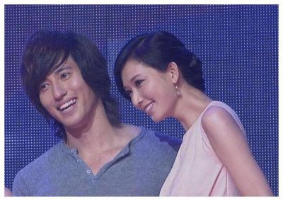 ​言承旭承认与该女子曾相恋两年, 堂堂正正地宣布了两人的恋爱