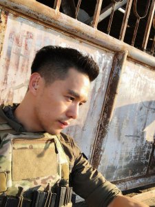 ​丁春诚绝杀《唐人街探案》 网友称赞连领盒饭都很撩