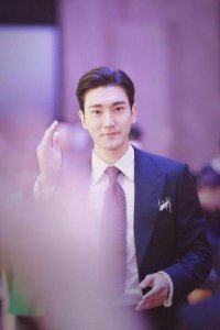 ​崔始源参加斯坦福会议 网友：我要吹爆SJ“国际崔”