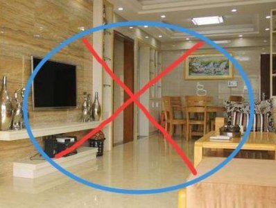 ​家里装修别傻傻贴全屋瓷砖了，一开始觉得好看，住进去就后悔了！