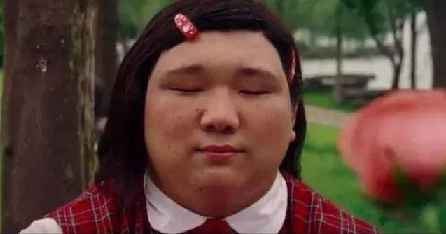 周星驰眼光有多毒？《长江七号》的巨型班花，真实身份吓倒一片