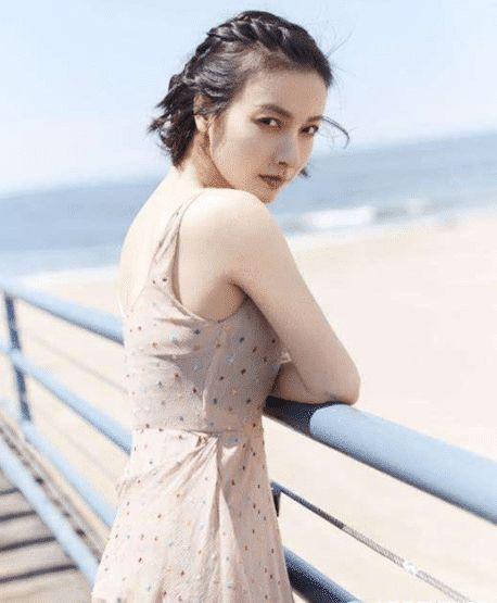 吴昕突然官宣恋情，男方竟然是熟悉的他，网友：兜兜转转还是你