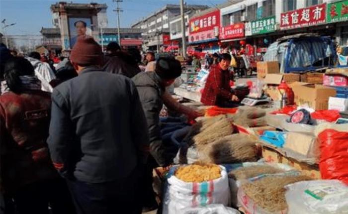 常说: 借三不借二, 救急不救穷, 啥意思? 别怪古人没提醒你