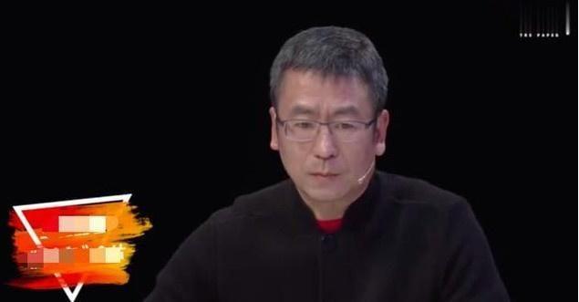 白岩松首度回应抑郁，体重从88公斤到55，坦言：接受自己的缺陷