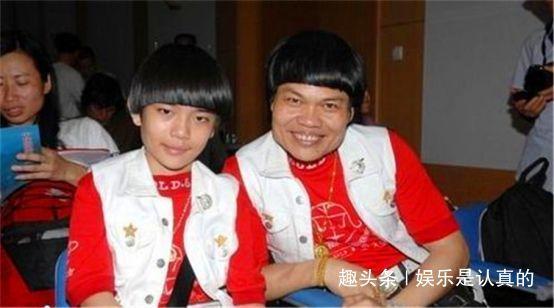 被老婆抛弃，穷到几乎破产，如今东山再起，他是星爷御用的丑角