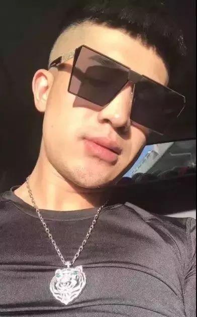 允许牌牌琦报备出镜露脸？爆牌、伊将7.16办婚礼！