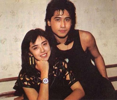 59岁齐秦老婆身份曝光，原来是我们熟悉的她，难怪和王祖贤分手