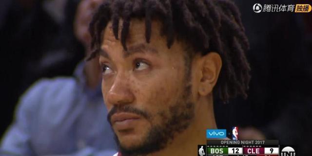 海沃德脚踝严重扭伤，队友对手为其祈祷