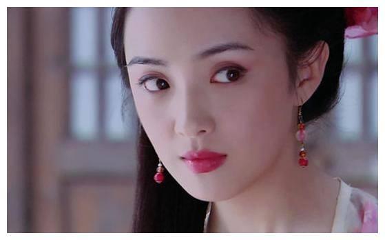 他们戏里戏外都是夫妻, 飒爽英姿羡飒旁人, 今身价上亿豪车出行