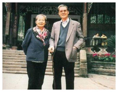 艺术家狄辛去世，曾在人艺工作66年