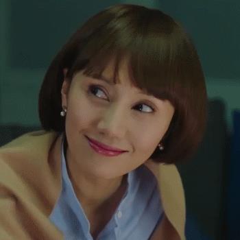 袁泉18岁青涩旧照曝光，当时还有点婴儿肥的她是越来越好看了