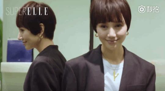 袁泉18岁青涩旧照曝光，当时还有点婴儿肥的她是越来越好看了