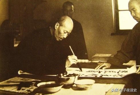 汉奸挥毫写下4个大字流传百年，如今随处可见，死后尸骨无存