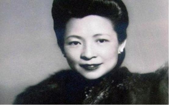 民国贵妇：一瓶香水钱够养活普通人家一年，每日出行穿一套衣服