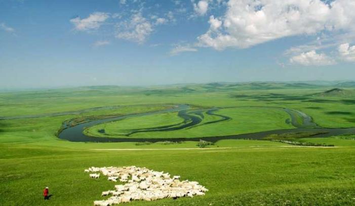 属蛇男和属猪女的婚姻怎么样  属蛇男和属猪女谁克谁