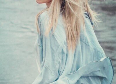 ​男人对你冷淡该不该主动发微信(男人回复你微信的态度)