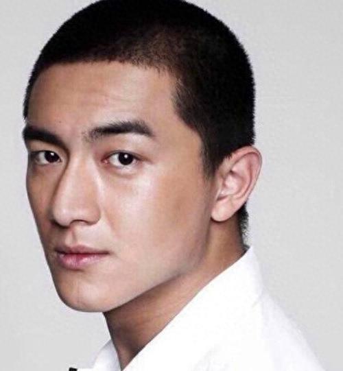 男人丑不丑，理寸头就知道了！看看你的男神寸头长什么样？