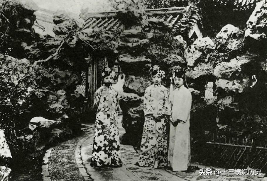 皇妃文绣老照片：事帝九年未蒙一幸，虽没婉容漂亮但结局要好很多