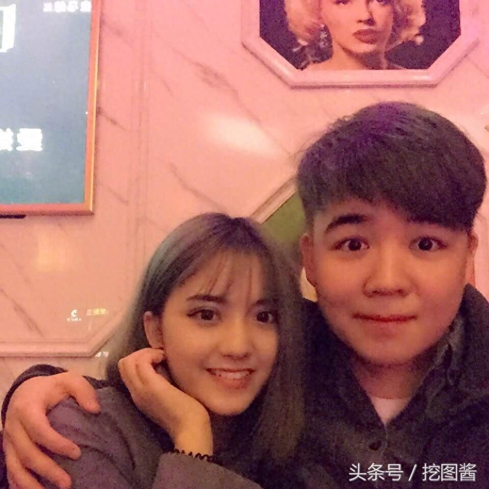 变形记主人公 易虎臣的现状，自己当老板了，女朋友很漂亮！