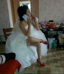 ​搞笑囧图 这么一个大的勺子，那饭绝对够你吃的了