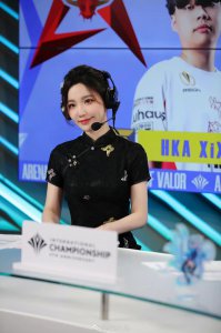 ​电竞美少女(二)-KPL解说小鹿