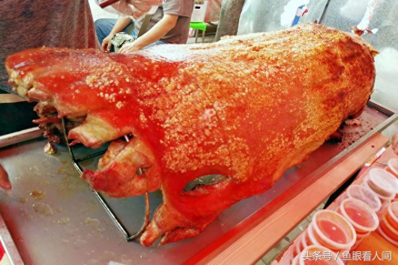 黄金猪38元一斤 市民品尝后说还不错 特别是乘热吃最佳