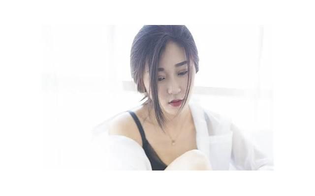 问女友爱不爱她说不爱