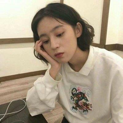 短发高冷霸气女生头像大全